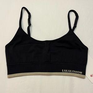 Lululemon Iconic Sweat Sports Bra in Black